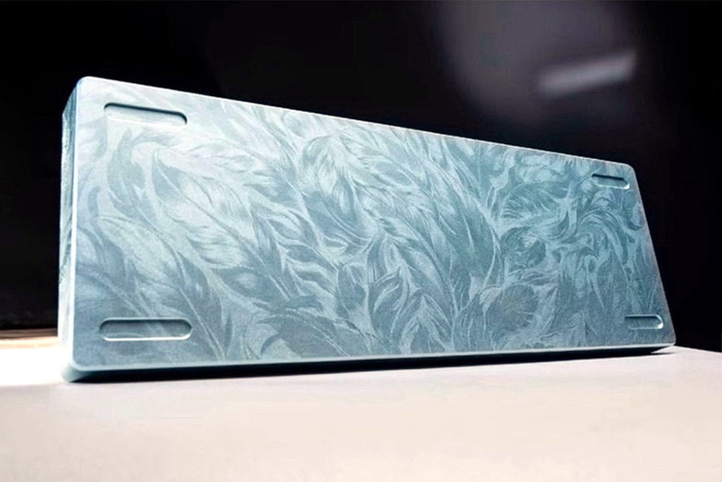Feather-Pattern Aluminum Boat Case